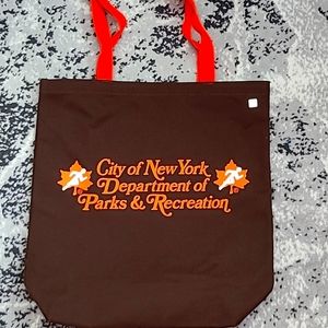 NY tote